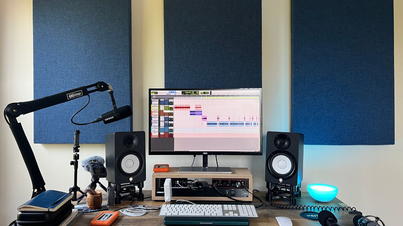 Podcast/Studio buy Equipment