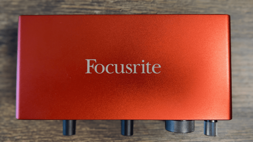 to show what a focusrite scarlett audio interface looks like